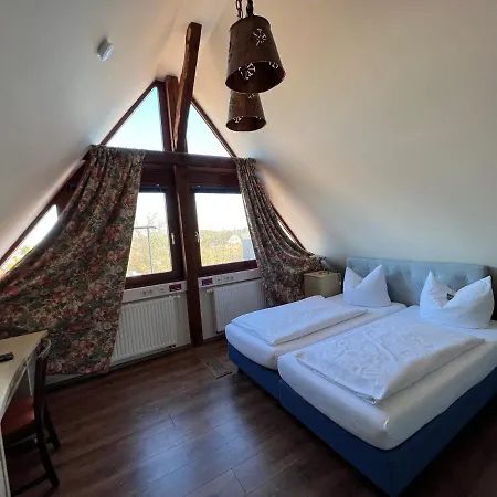 Alte Strassenmeisterei Otel 3*