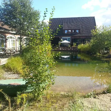 Eut-in Alte Straßenmeisterei Hotel 3*
