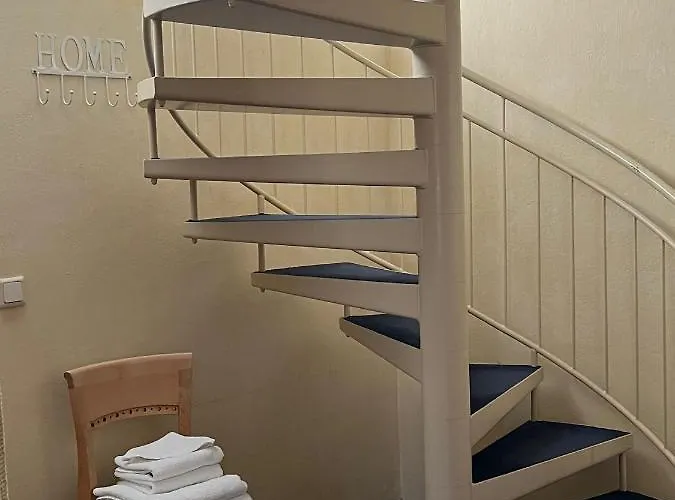 Alte Strassenmeisterei 3*